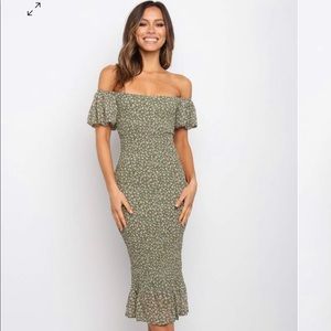 Petal and Pup size 4 Dress